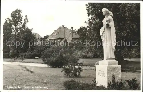 Bussum Dr. Frederik van Eedenweg Statue Kat. Niederlande