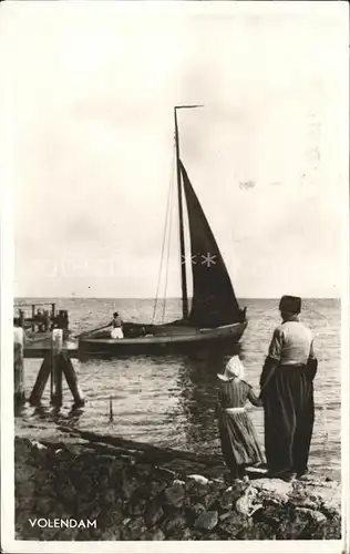 Volendam Hafeneinfahrt Segelboot Kat. Niederlande