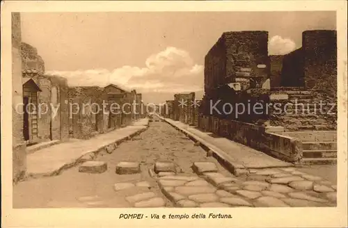 Pompei Via e tempio della Fortuna Ruinen