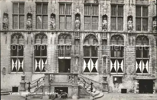 Veere Stadhuis met Beelden Kat. Niederlande