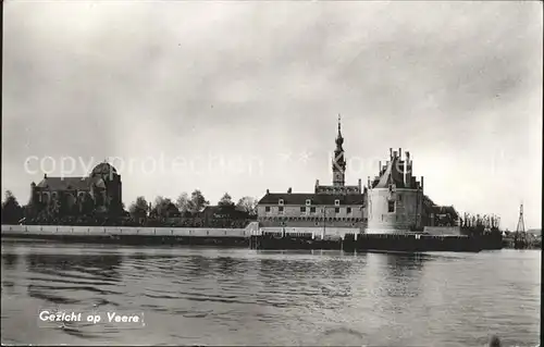 Veere Blick vom Meer Kirche Historisches Rathaus Kat. Niederlande