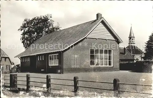 Veessen OL School met Kerk Schule Kirche