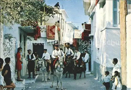 Kreta Crete Strassenansicht Esel Nationaltracht Kat. Insel Kreta