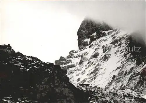 Matterhorn VS Ostwand mit Matterhornhuette Kat. Matterhorn