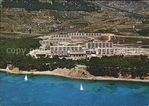 Bol Fliegeraufnahme Hotel Elaphusa Kat. Insel Brac