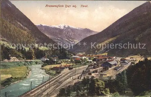 Fransensfeste Gesamtansicht mit Alpen Bahnhof
