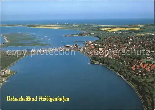 Heiligenhafen Ostseebad Fliegeraufnahme mit Hafen Kat. Heiligenhafen