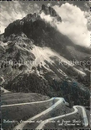 Passo Rolle Serpentine della Strada di Passo col Cimone Dolomiti Kat. Italien