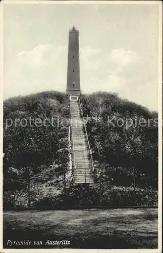 Maarn Gedenkteken van Napoleon Pyramide van Austerlitz Kat. Maarn