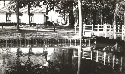 Ravenstein Niederlande Stadsgracht met Doolhof