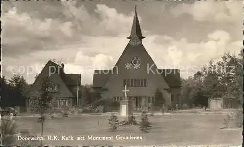 Doorwerth Kerk met Monument Gervallenen Kat. Doorwerth