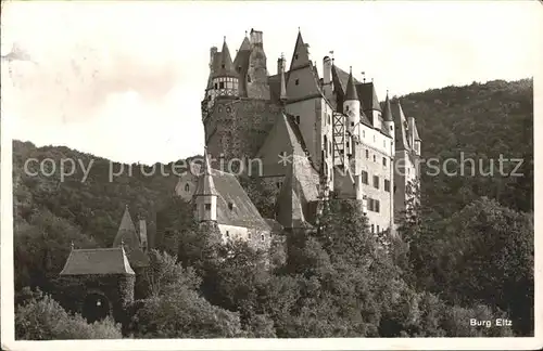 Burg Eltz im Moseltal Kat. Muenstermaifeld