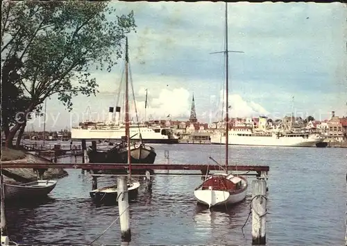 Travemuende Ostseebad Hafen Dampfer  Kat. Luebeck