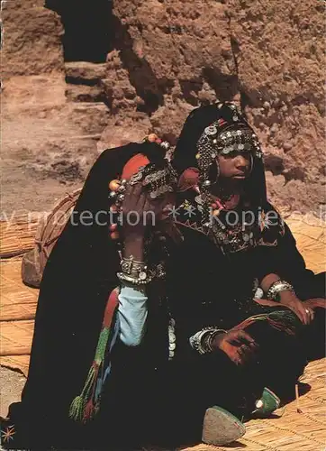 Marokko Maroc Frauen in traditioneller Kleidung Kat. Marokko