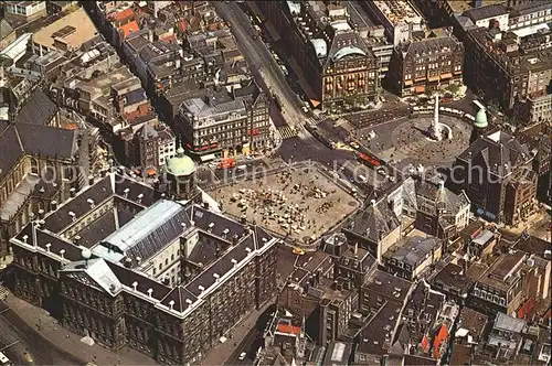 Amsterdam Niederlande Fliegeraufnahme Dam mit koeniglichem Palast und Nationaldenkmal Kat. Amsterdam