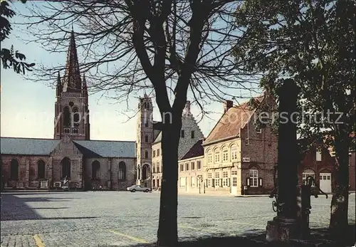 St Pierre Grote Markt en Kerk Kat. Belgien