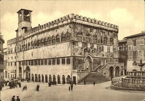Perugia Umbria Palazzo dei Priori Piazza 4 Novembre Fontana Maggiore Kat. Perugia