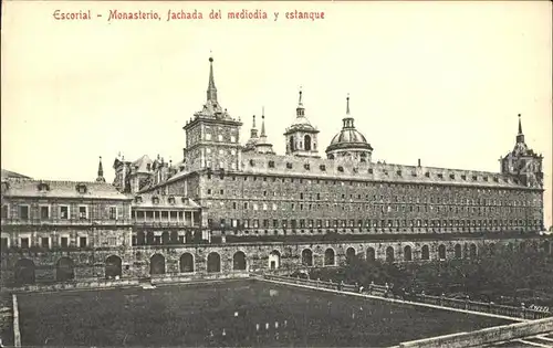 El Escorial Monasterio fachada del mediodia y estanque Kat. Spanien