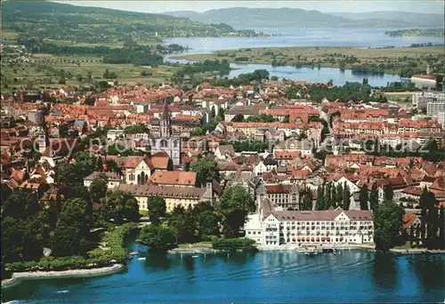 Konstanz Bodensee Fliegeraufnahme Stadtkern mit Muenster und Inselhotel Kat. Konstanz