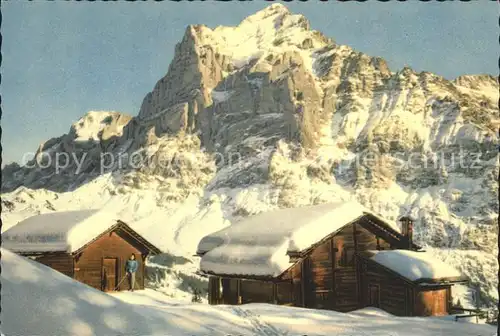 Grindelwald Berghuetten mit Wetterhorn Kat. Grindelwald