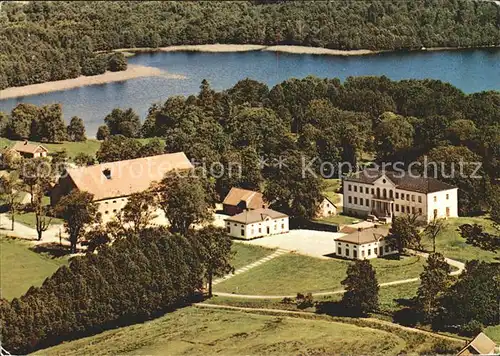 Naeaes Slott und Kaffeestuga Fliegeraufnahme