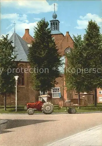 Oude Tonge Kerk mit Traktor Kat. Oude Tonge