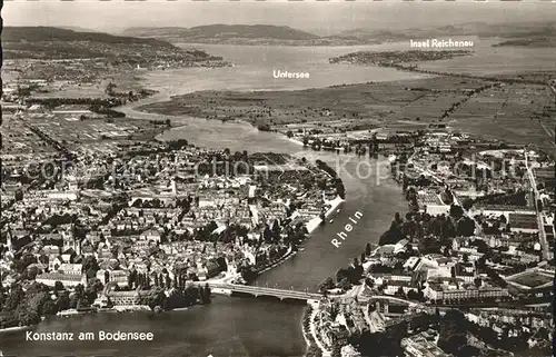 Konstanz Bodensee mit Rhein Untersee und Insel Reichenau Fliegeraufnahme Kat. Konstanz