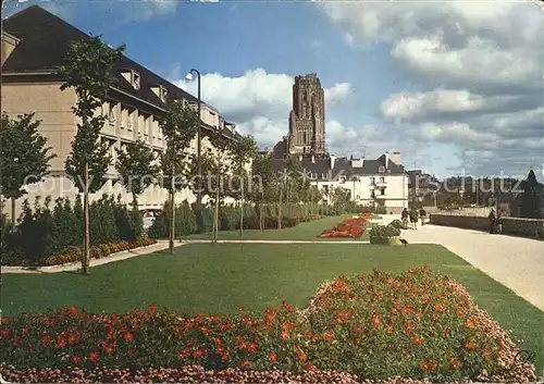 Saint Lo Le Jardin Public vers Notre Dame Kat. Saint Lo