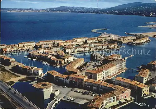 Port Grimaud Vue generale aerienne Kat. Grimaud