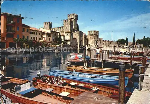 Sirmione Castello Scaligero Hafen / Italien /Italien