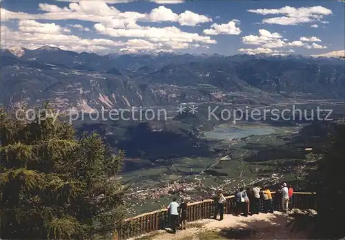 Kalterer See Suedtirol Blick vom Penegal / Kaltern an der Weinstrasse /Bolzano