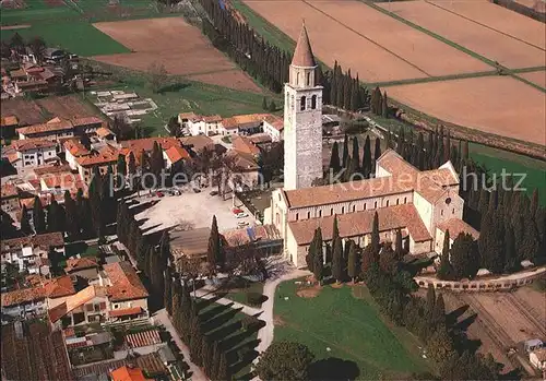 Aquileia Fliegeraufnahme mit Kirche Kat. Italien