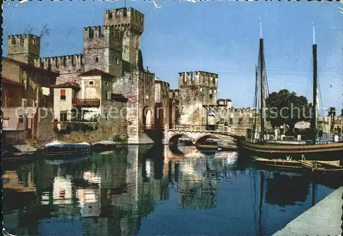 Sirmione Castello Schloss Gardasee / Italien /Italien