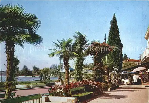 Gardone Riviera Lago di Garda Lungolago fiorito Uferpromenade Gardasee Kat. Italien