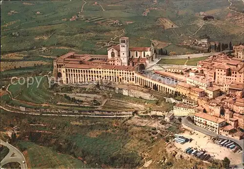 Assisi Umbria Basilica di San Francesco Basilika Fliegeraufnahme Kat. Assisi