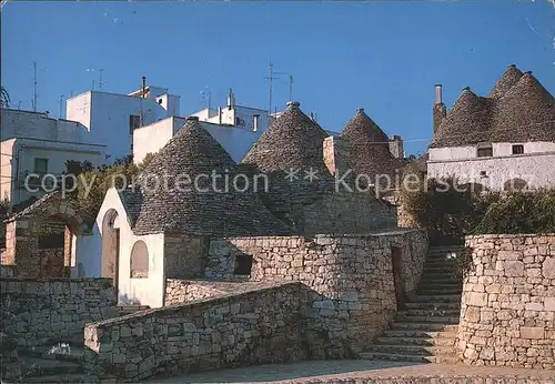 Alberobello Apulien Trulli Villa Comunale Rundhaeuser Kat. Bari