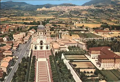 Assisi Umbria Basilica Patriarcale di Santa Maria degli Angeli veduta aerea Basilika Kat. Assisi