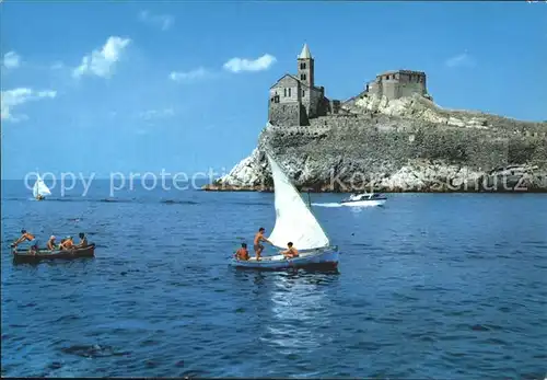 Portovenere Chiesa San Pietro Kueste Kirche Boote