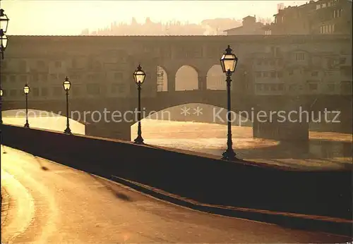 Firenze Toscana Ponte Vecchio Alte Bruecke in der Abendsonne Kat. Firenze