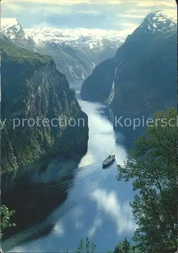 Geiranger Fjord  Schiff  Kat. Norwegen