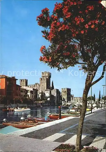 Sirmione Lago di Garda Gardasee Schloss castello