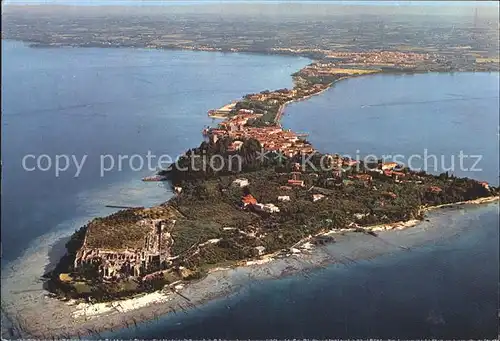 Lago di Garda Gardasee Sirmione Luftaufnahme Kat. Italien