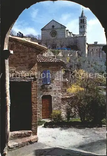 Assisi Umbria La Basilica di Santa Chiara da via Moiano Kat. Assisi