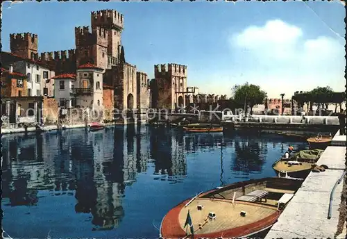 Lago di Garda Sirmione Boote Bruecke  Kat. Italien