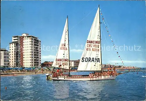Jesolo Strand Segelboot