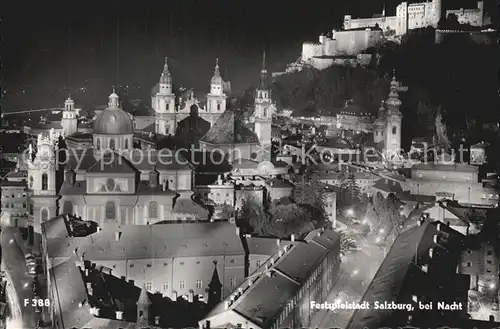 Salzburg Oesterreich Festspielstadt bei Nacht Kat. Salzburg