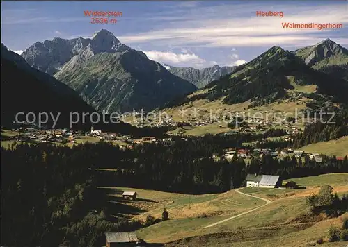 Riezlern Kleinwalsertal Vorarlberg mit Hirschegg Mittelberg Alpenpanorama Kat. Mittelberg