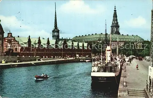 Kopenhagen La Bourse et le Palais de Christiansborg Kat. Hovedstaden