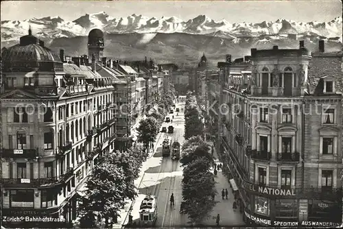 Strassenbahn Bahnhofstrasse Zuerich  Kat. Strassenbahn