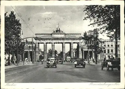 Brandenburgertor Berlin Autoverkehr  Kat. Gebude und Architektur